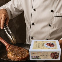 [피크닉 캠핑엔 바베큐 세트] 시즈닝 돈마호크 6개입 한돈 1.2kg