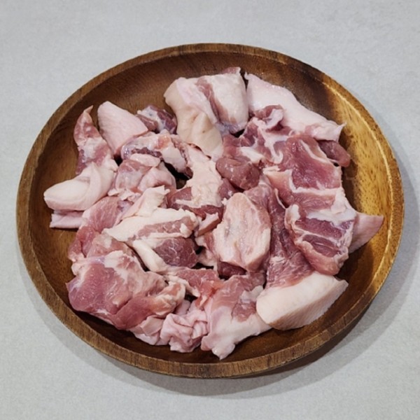 돼지 뒷고기 덜미살 300g x 1팩