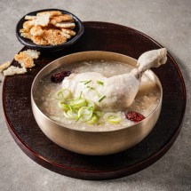 국내산 통 닭다리살 삼계탕 600g