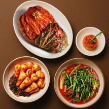 [지애김치] 호텔식 프리미엄 포기김치 5kg + 총각김치 2kg + 열무김치 1kg